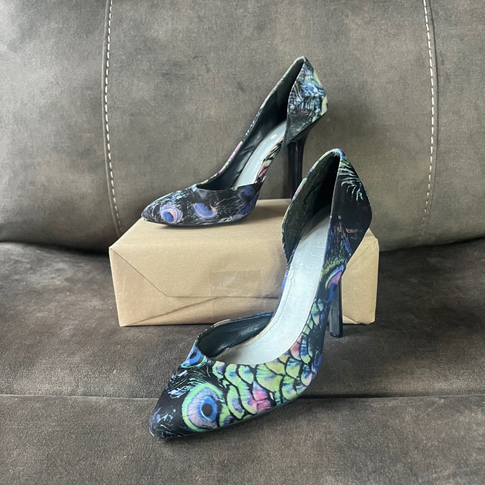BCBG Women's Peacock Print Heels 8.5 Pointed Toe Stiletto‎ Vibrant Graphic GUC